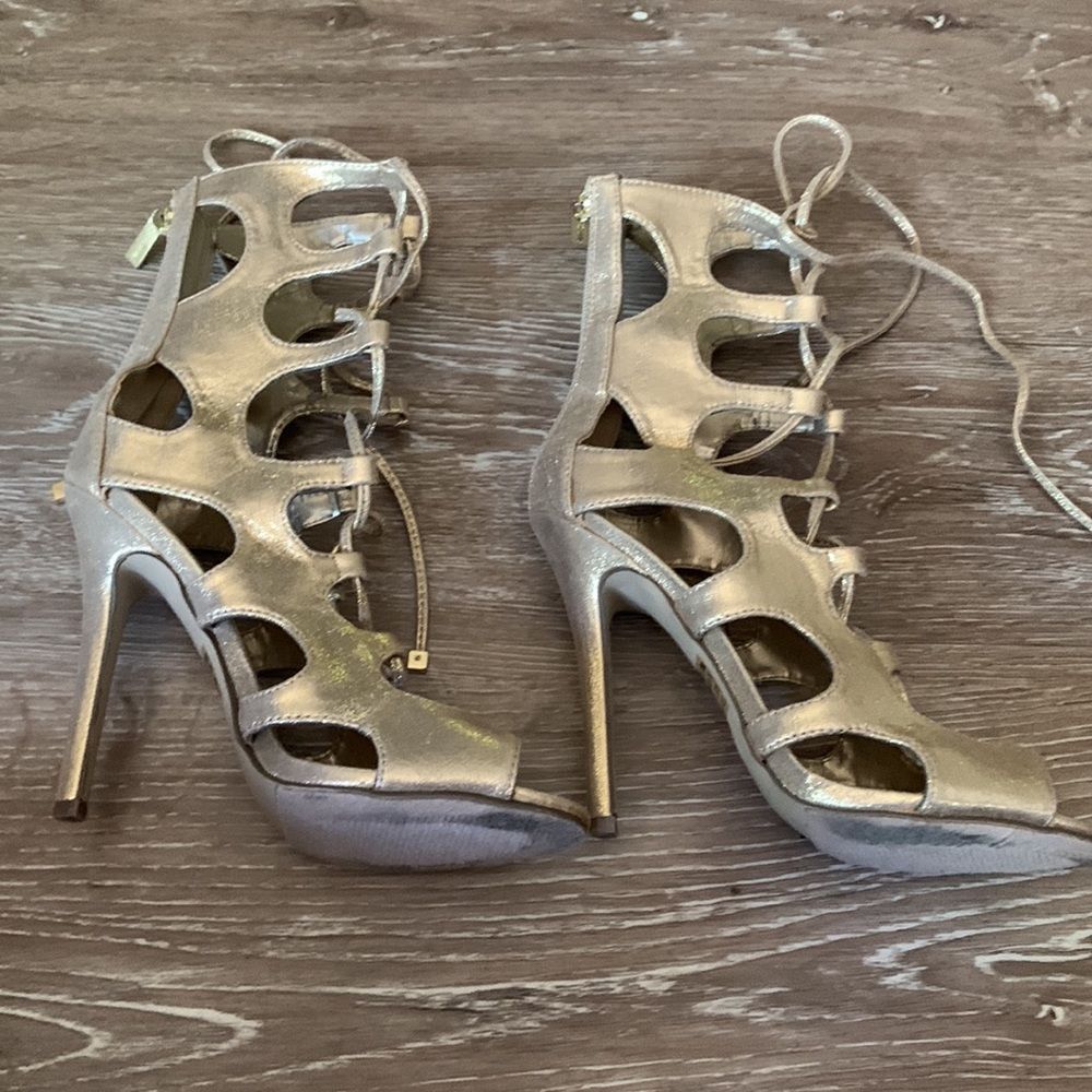 SOLD !!Breckelles gold strapped heels size 7 - Picture 10 of 16